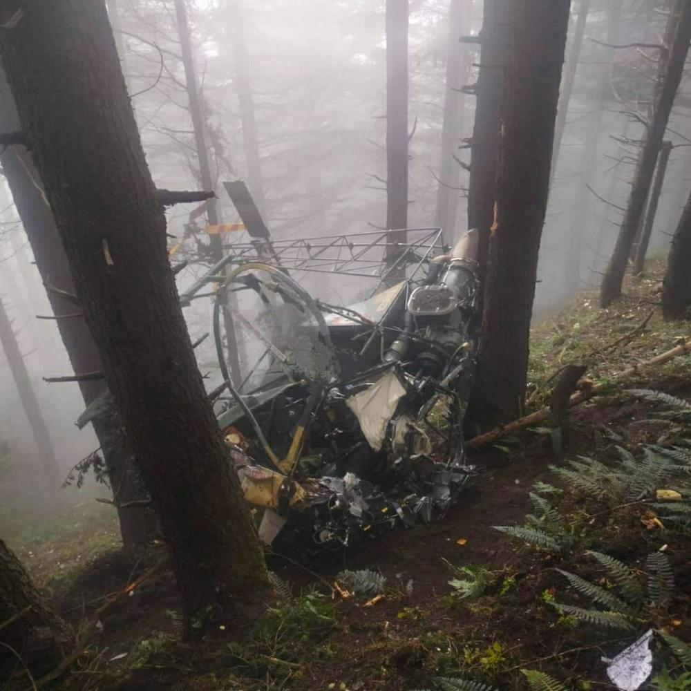 The Weekend Leader - Army chopper crash in J&K: Both pilot, co-pilot succumb